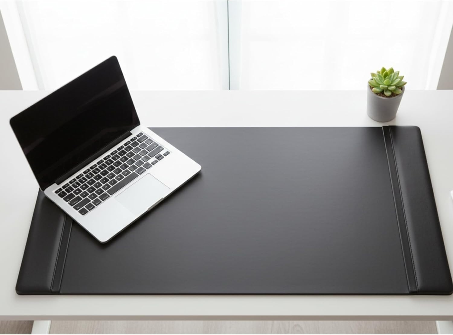 DACASSO Classic Leather Desk Pad with Side Rails (Black, 34” x 20”) NEW