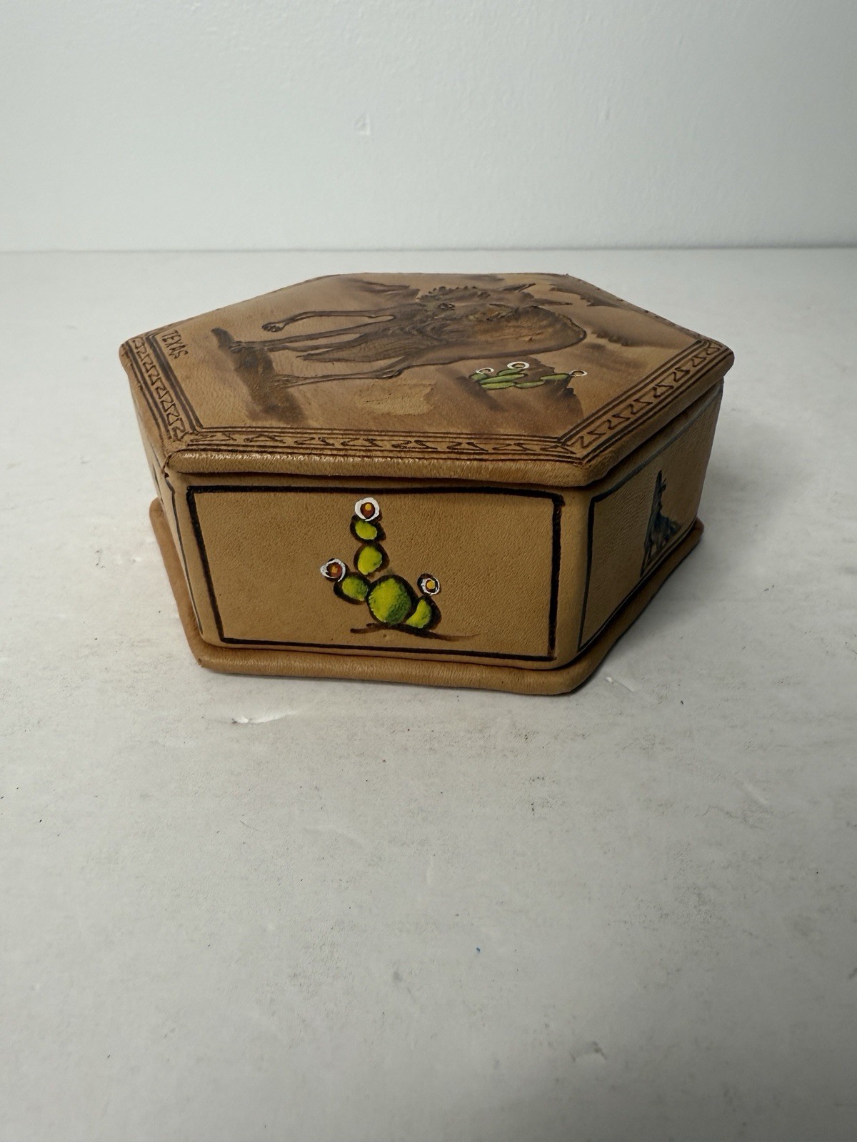 Vintage Faux Leather Hexagon Storage Jewelry Box Red Felt Texas Coyote Handmade
