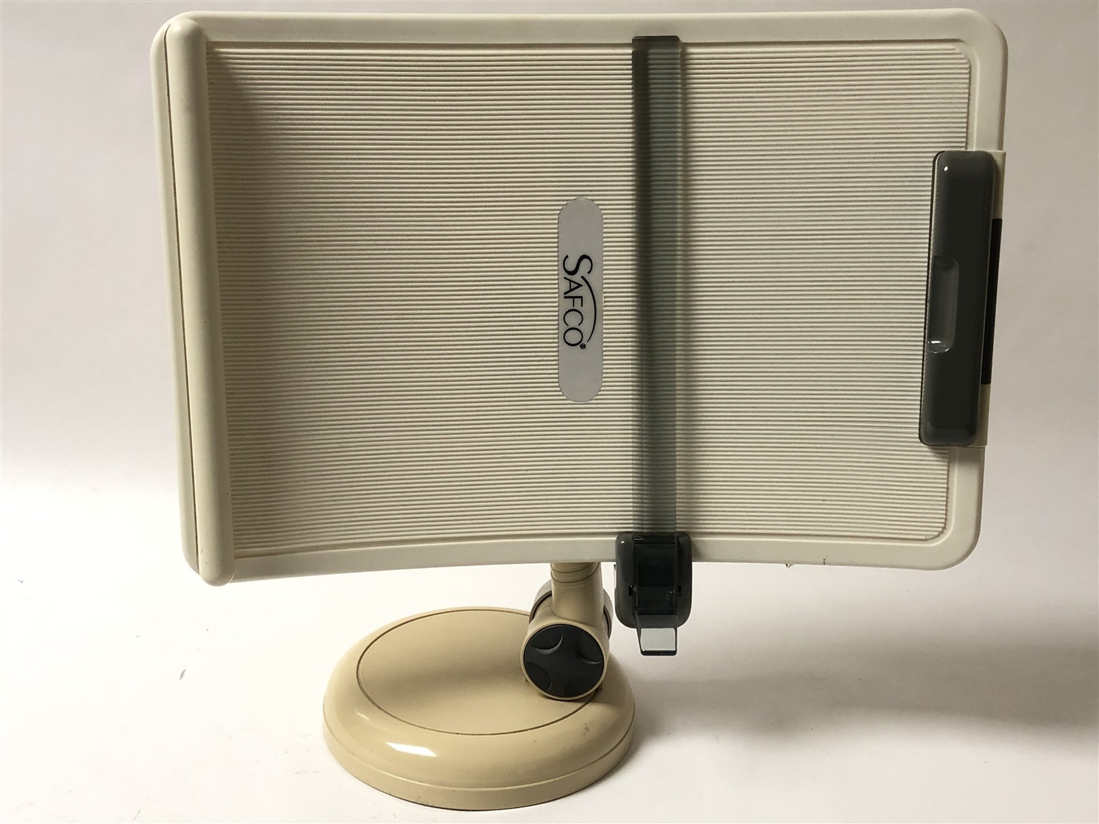Safco Ergo-Comfort Glare-Free Desktop Copyholder