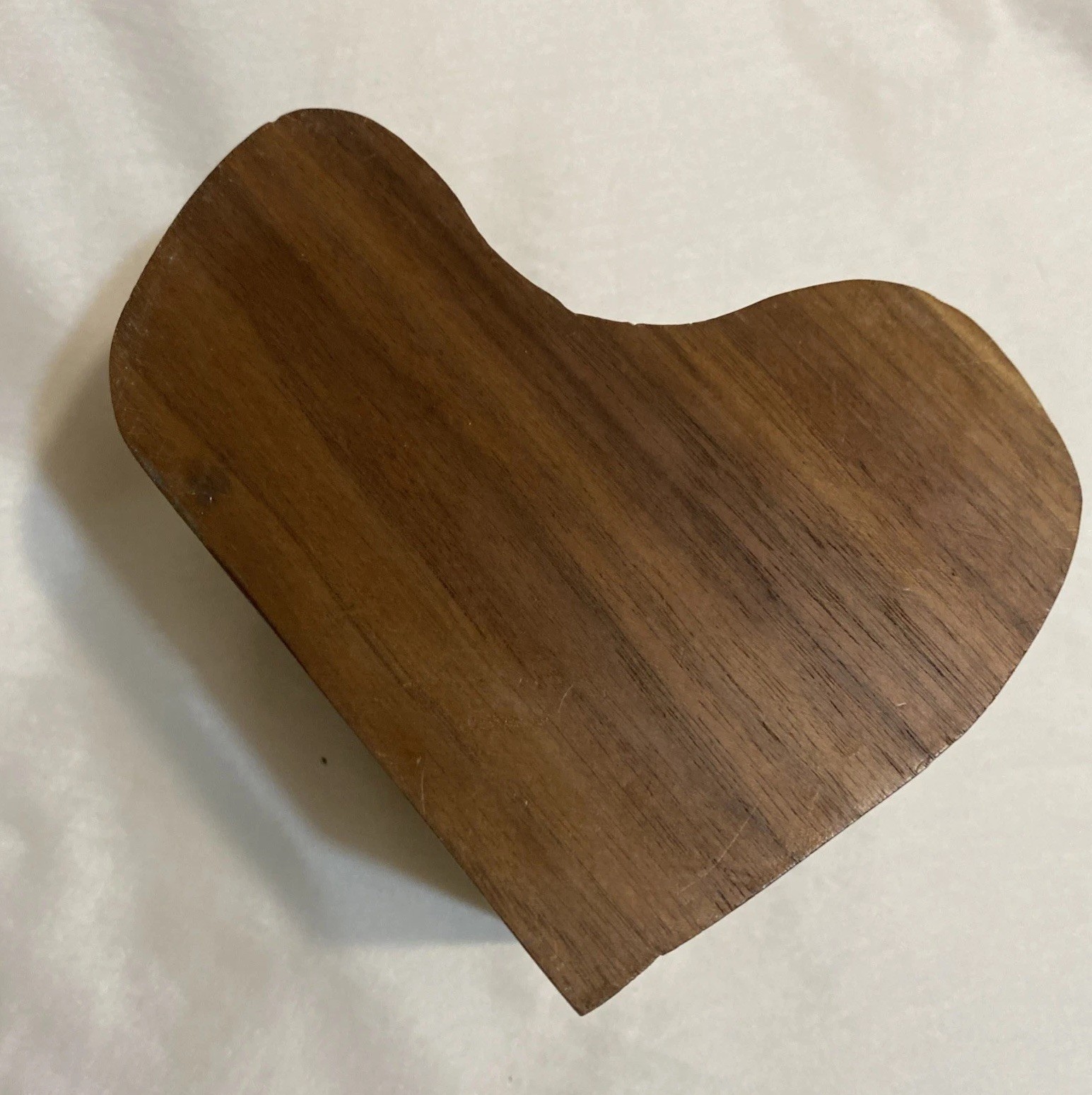 Wooden Utensil/Desk Organizer Heart Shaped Two Toned 6″ x 5″