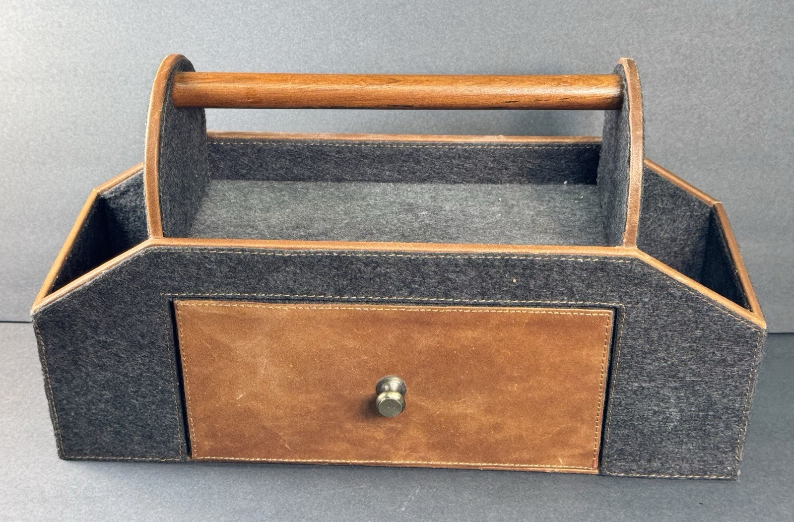 Drexel Heritage Felt & Faux Leather Desk Top Caddy Organizer