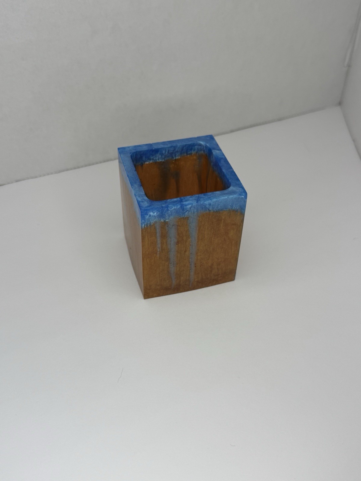 Handmade Resin Pencil Holder – Square Pen Holder – Blue & Copper Design For Desk