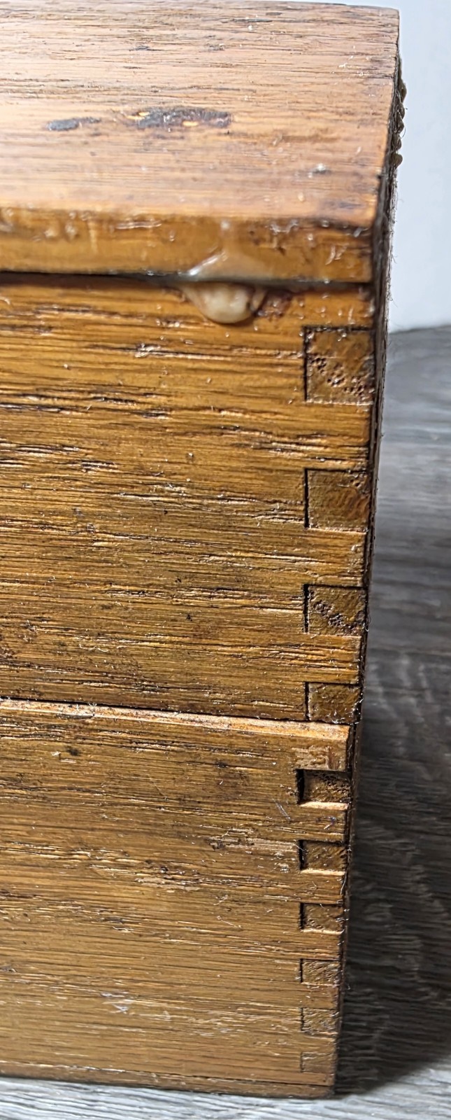 Vintage Globe Wernicke Oak Wood File Recipe Box No 83-C Dovetailed Corners