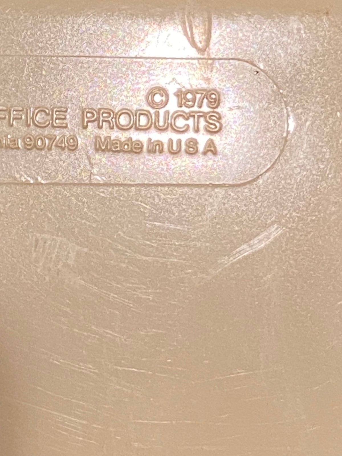 1979 Eldon Office Products Tan Tray 7 1/4″ X 4 3/4″ *Pre-Owned/No Box* t2