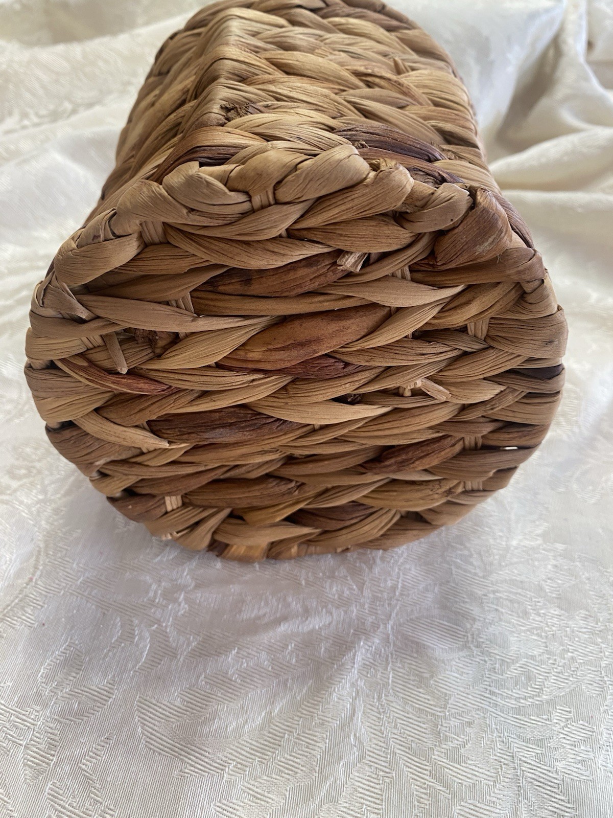 Thirty One Storage Basket 6” Tall Tan Blue Woven Wicker New Chalk Sign
