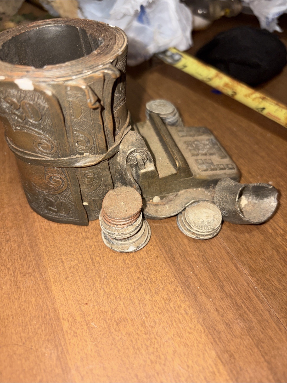 Vintage Style Desk Organizer With $20 Bill And Mini Calculator