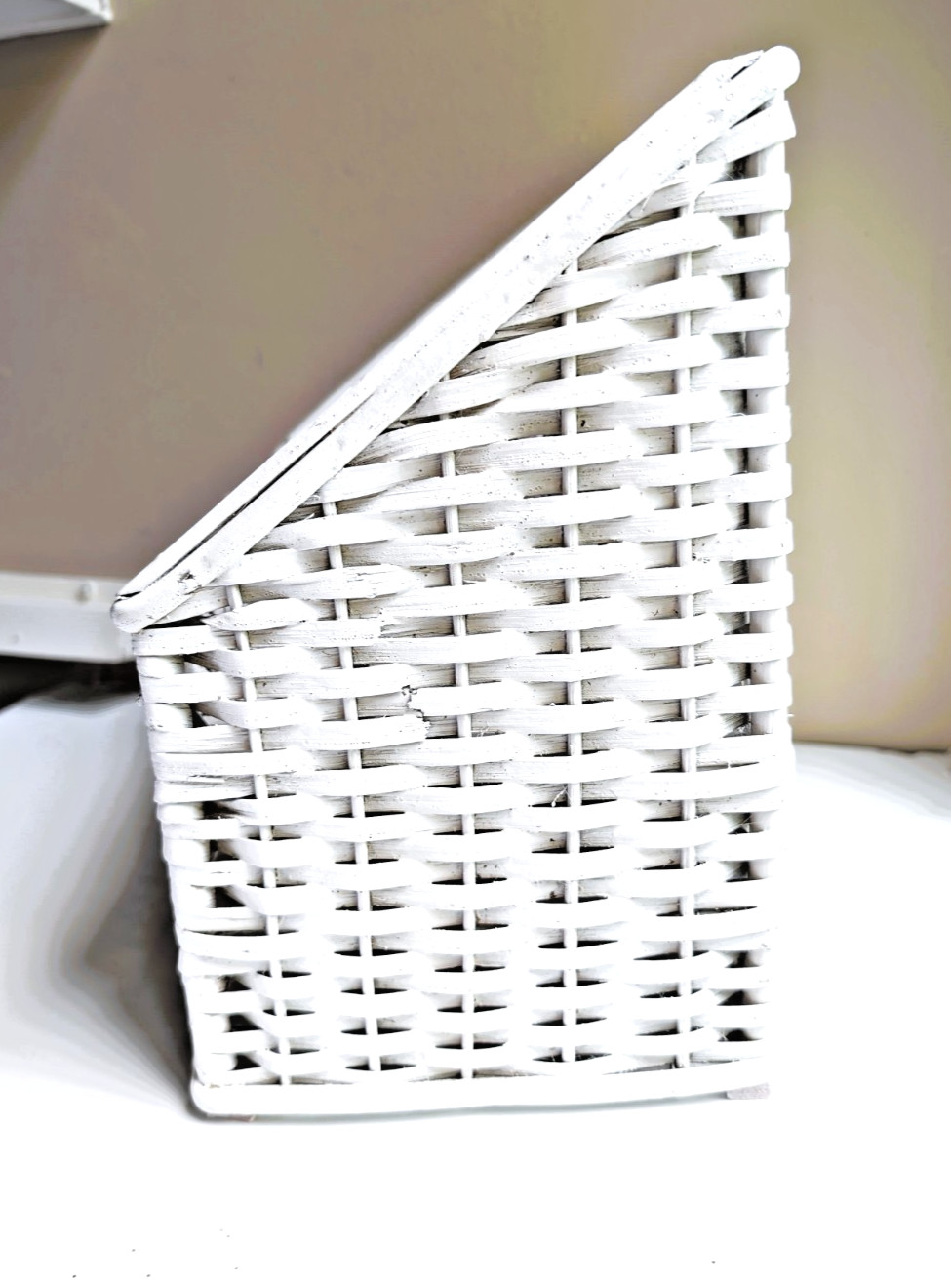 Vintage White Wicker Basketweave Desk Office Organizer 11″x10″x6″