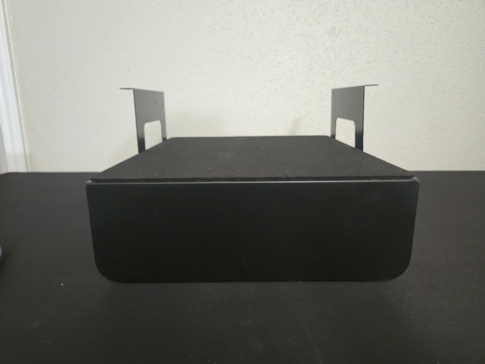 VIVO DESK-AC03L-B 13″ Lockable Under Desk Pull-Out Drawer Black Used