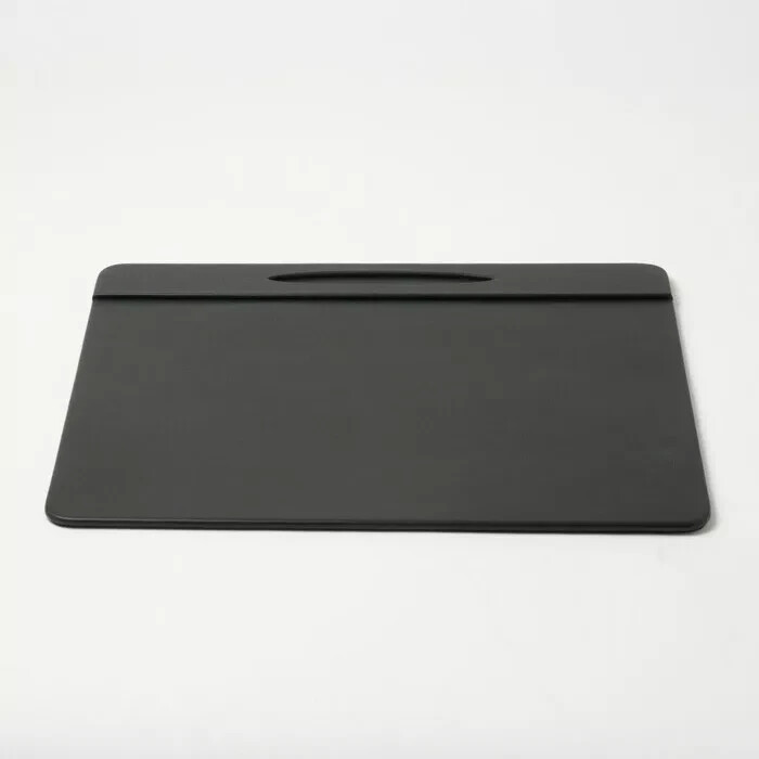 Top Rail w/Pen Well Leather Desk Pad (17 x 14) (Black)