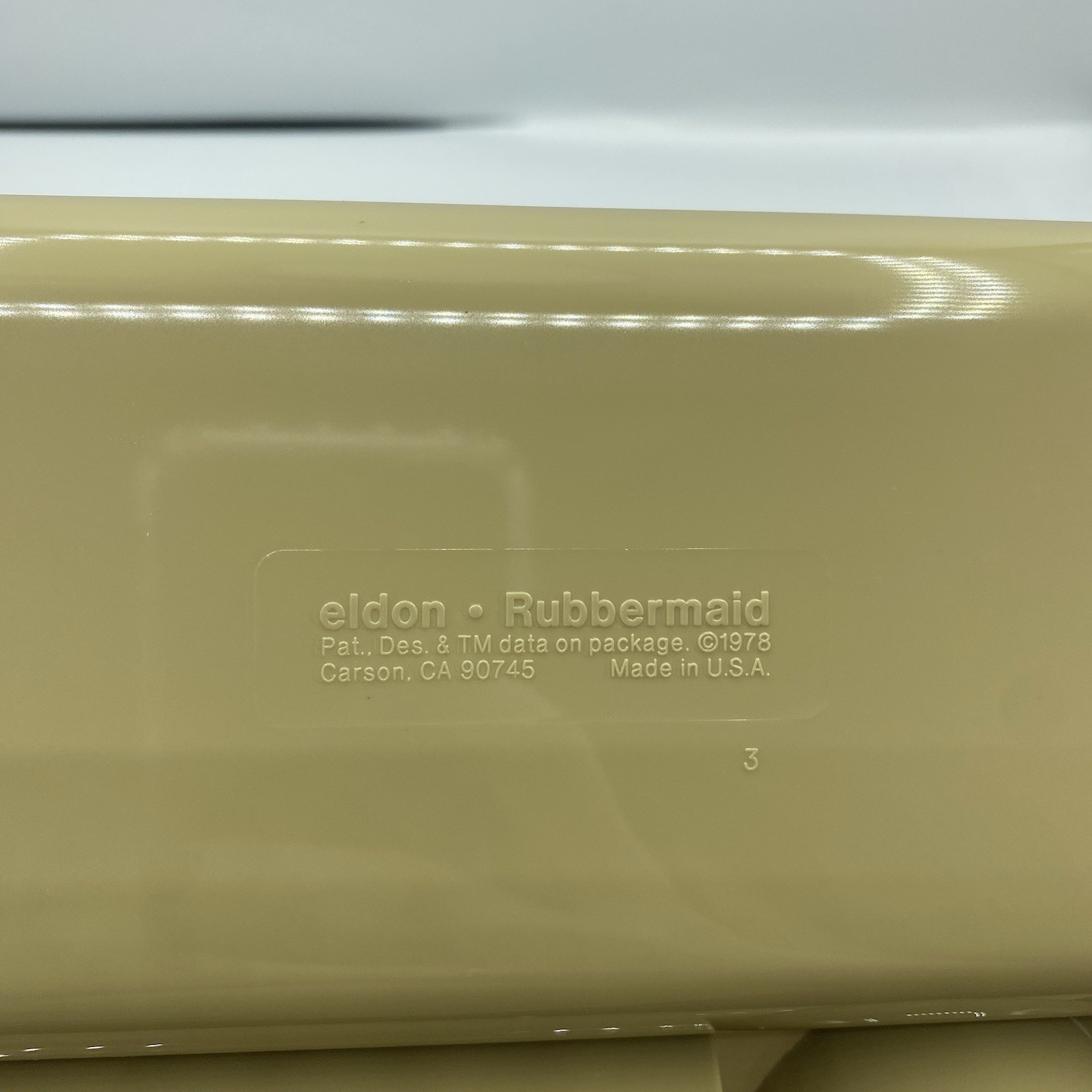 ELDON Rubbermaid Catch All Tray Organizer BEIGE Plastic Space Age Office 70s