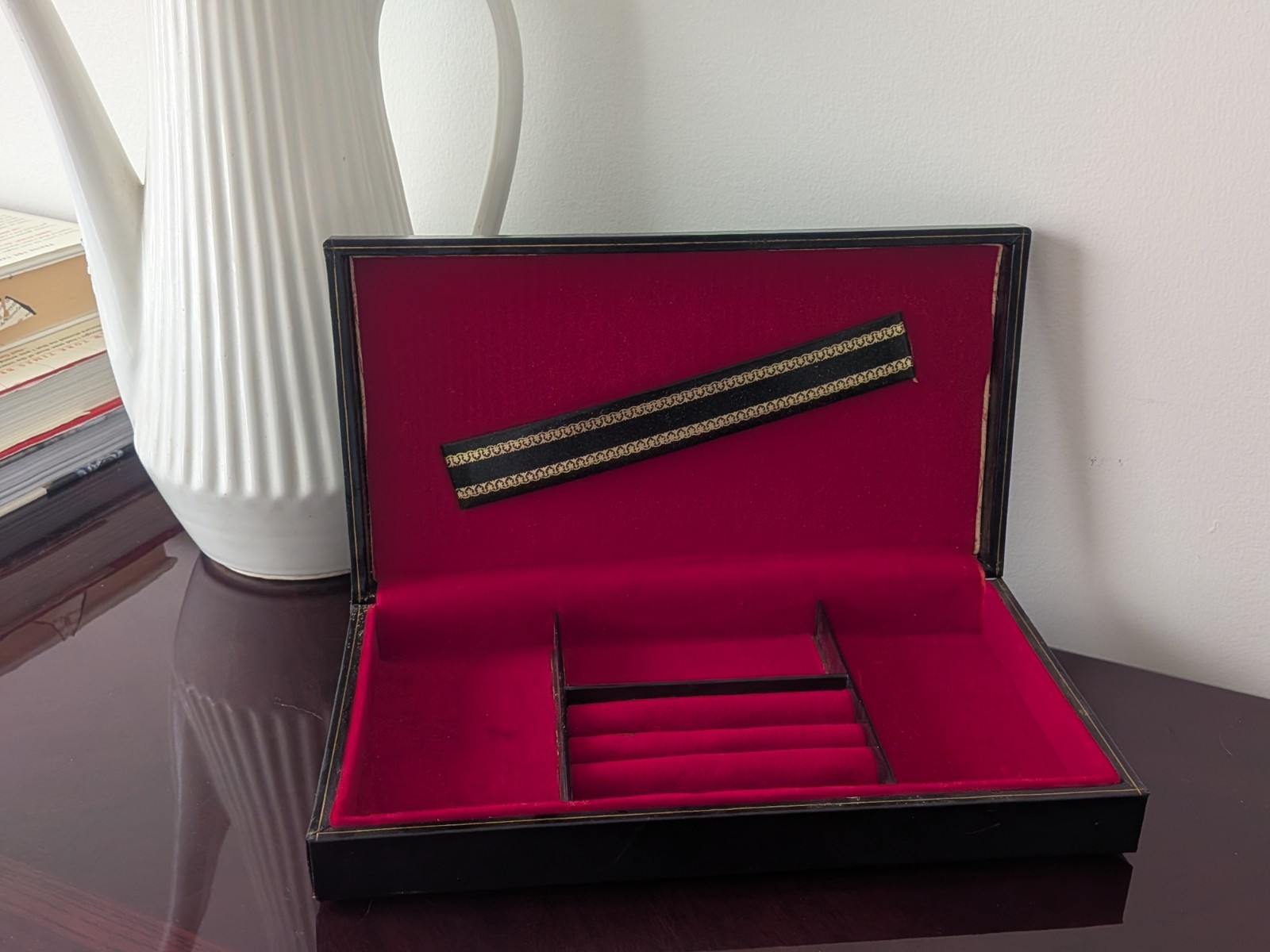 Swank Men’s Black Cufflink Case Jewelry Box Gold Trim Sweden Philippi vintage