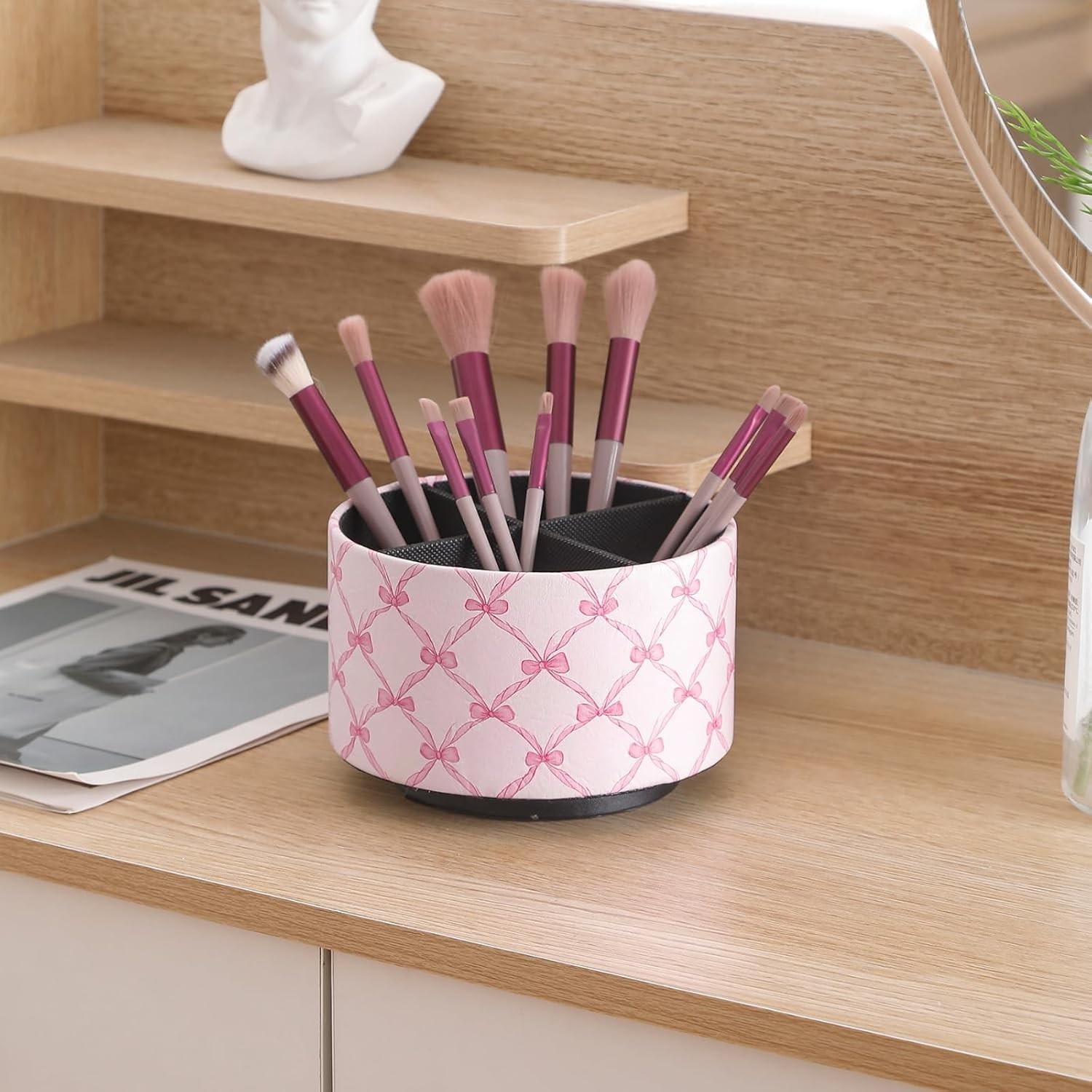 Cute Rotating Table Remote Control Holder 360 Spinning PU Leather Remote