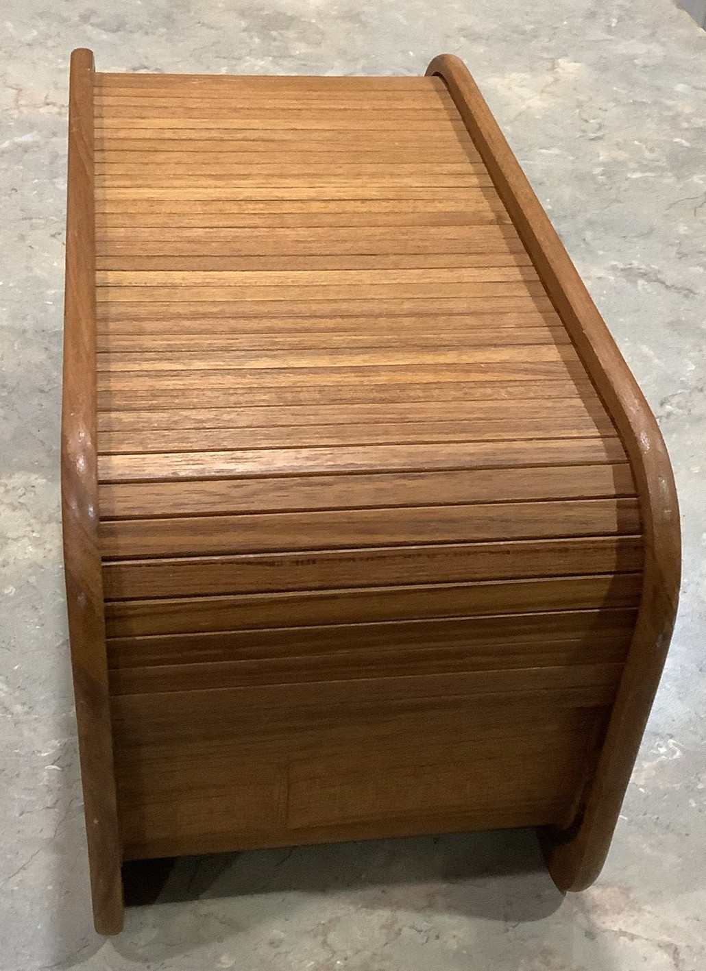 MCM SOLID TEAK TAMBOUR ROLL TOP DESK ORGANIZER HANDMADE EXCELLENT 14 X 7 X 7