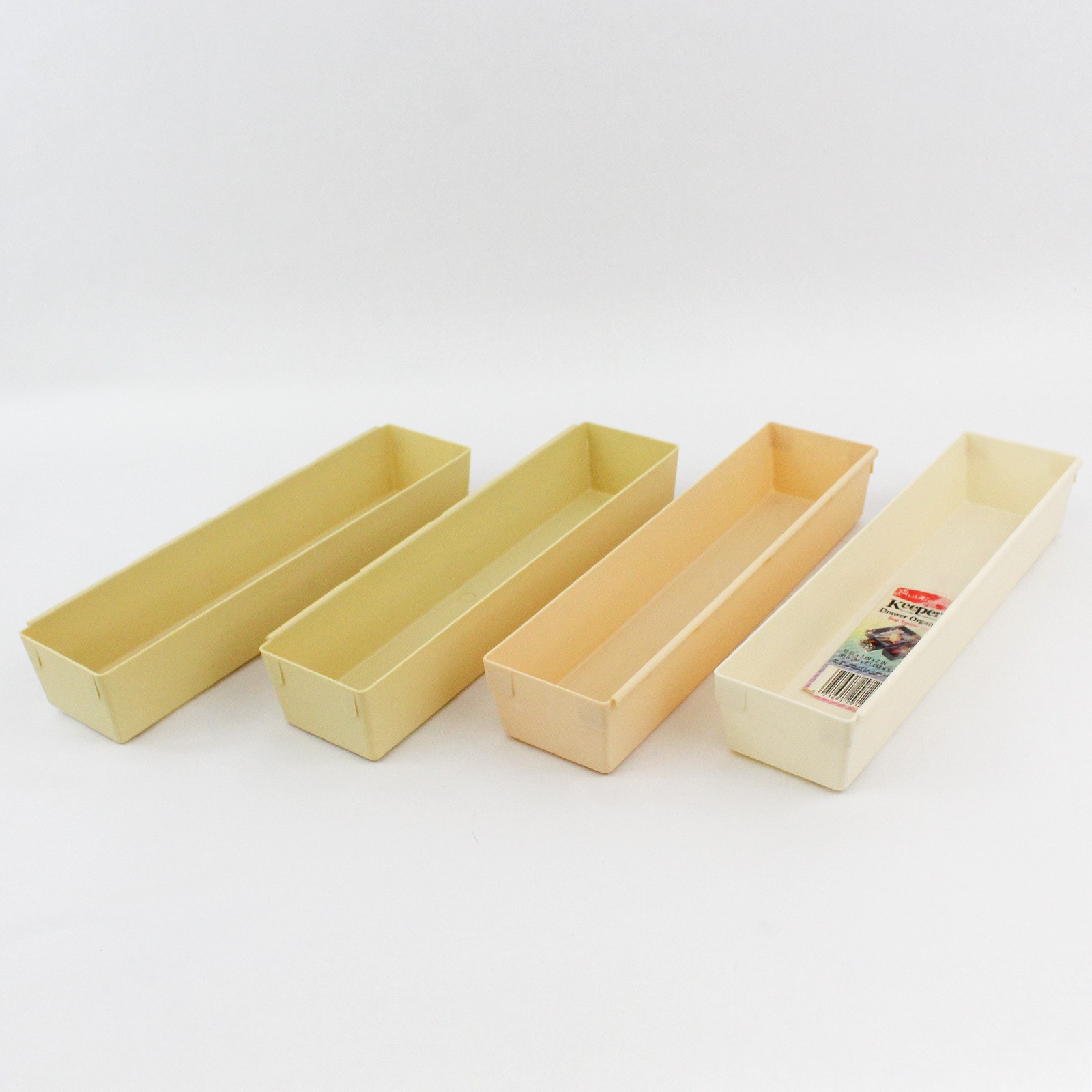 Mixed Lot of 8 Medium Plastic Drawer Organizers
