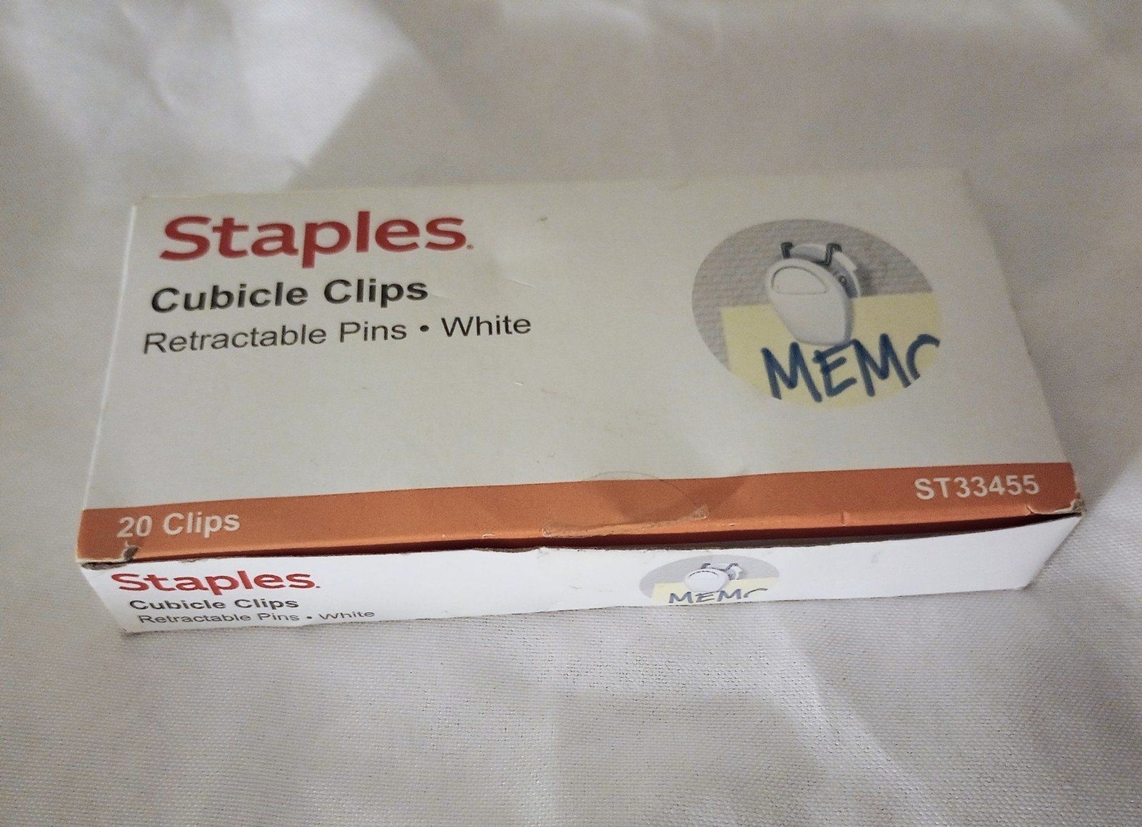 NEW 20pc White Cubicle Clips Home Office Supplies Fabric Wall Desk Organization