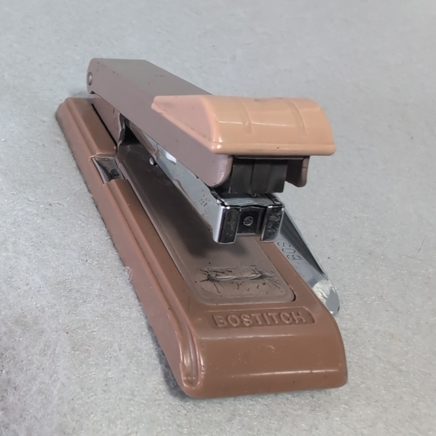 VTG Bostitch B8 Stapler With Staple Remover Brown Desktop Office WORKS