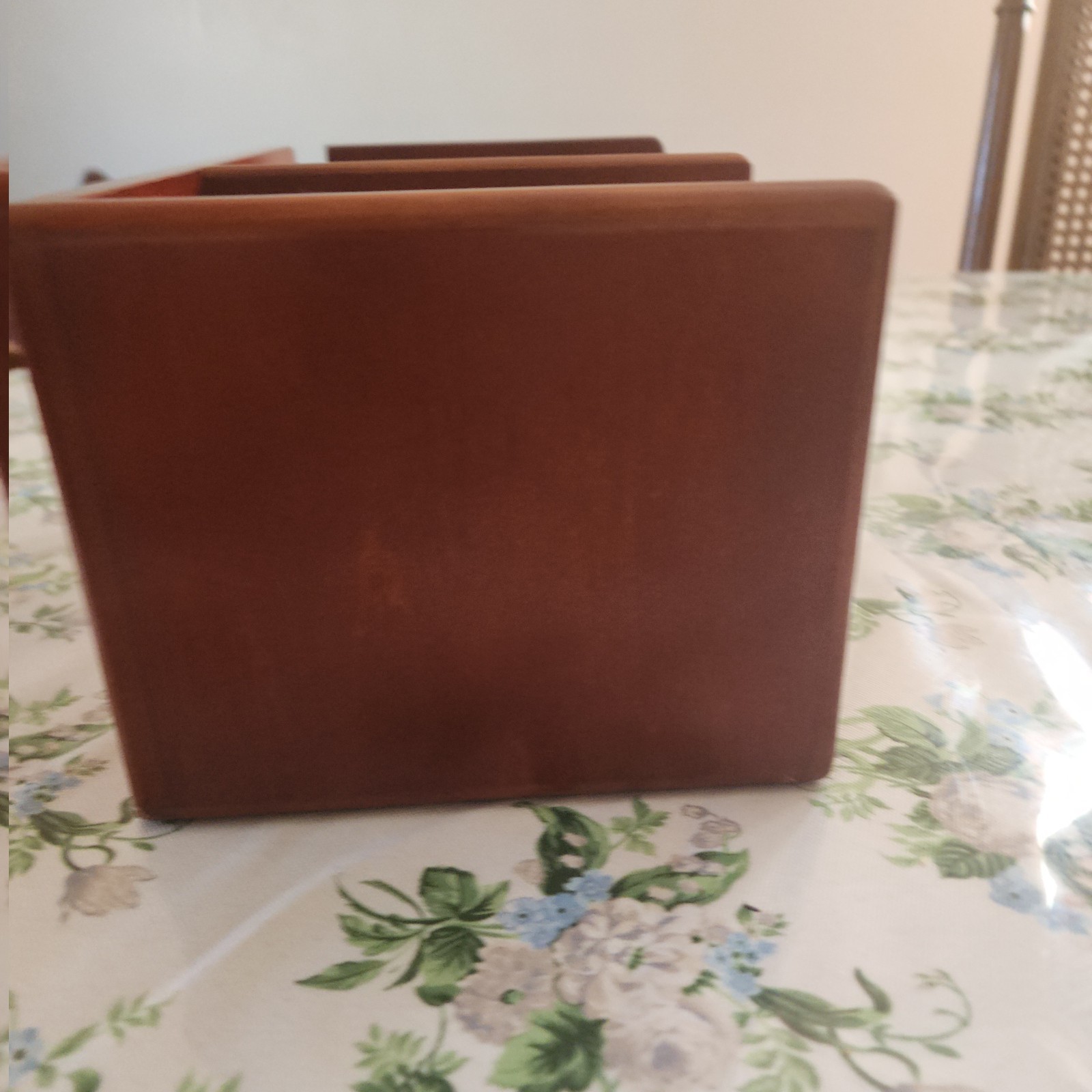 Vintage Rubbermaid/Rolodex Wood Tones Wireless Desk Organizer Mahogany