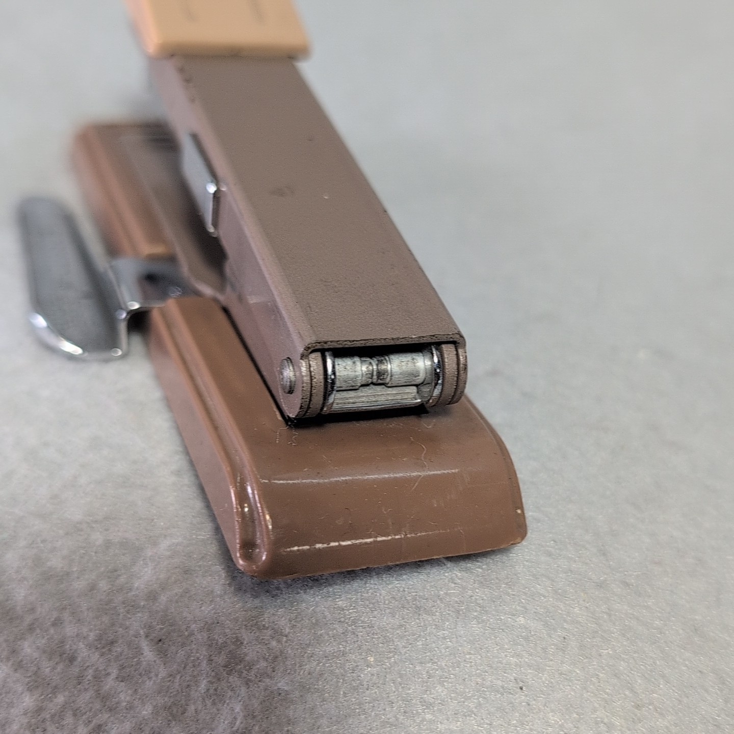 VTG Bostitch B8 Stapler With Staple Remover Brown Desktop Office WORKS