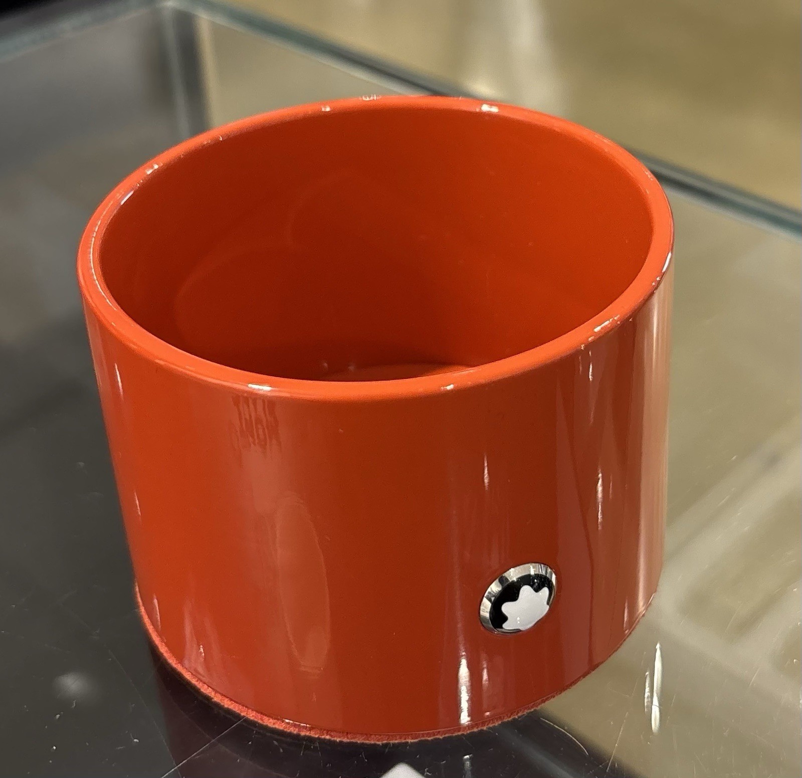 NEW MONTBLANC ROUND LACQUERED DESK TRAY IN CORAL SHADE (MEDIUM) 133165 R $235