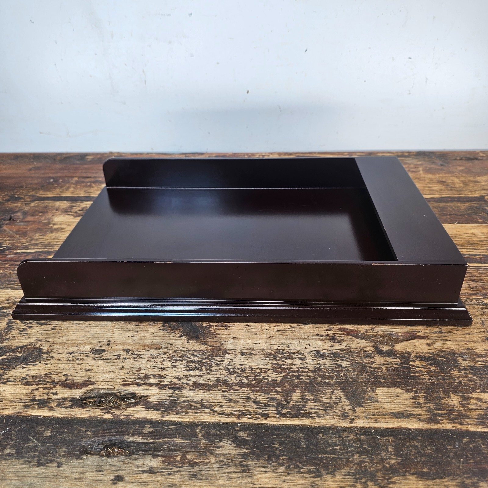 Premium Wooden Display Tray – Dark Mahogany Finish 15.75″L × 10.25″W × 2.25″H