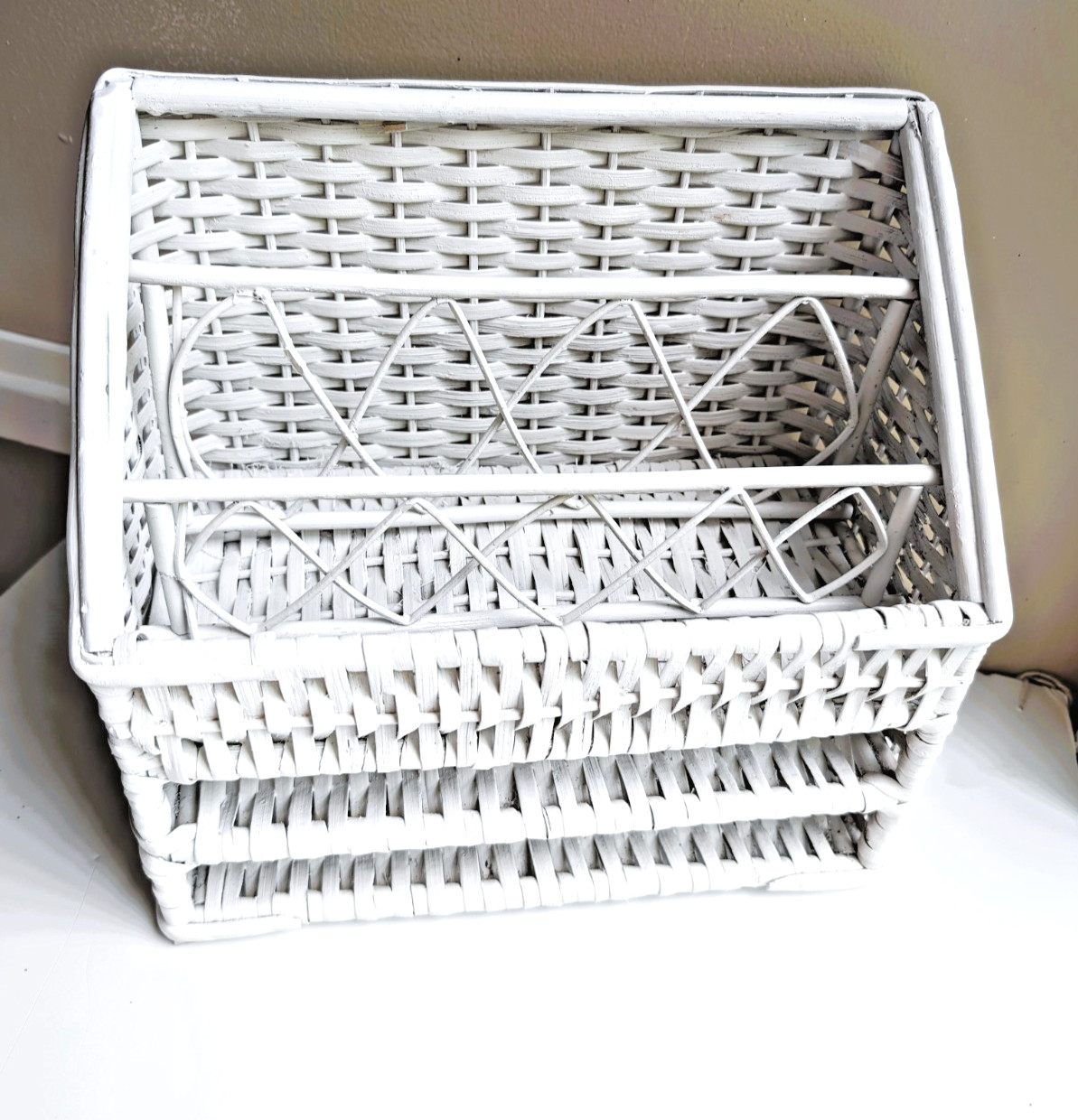 Vintage White Wicker Basketweave Desk Office Organizer 11″x10″x6″