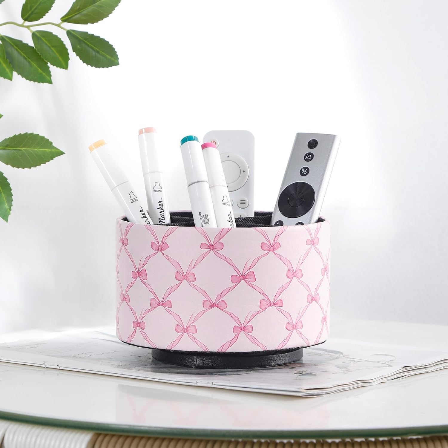 Cute Rotating Table Remote Control Holder 360 Spinning PU Leather Remote