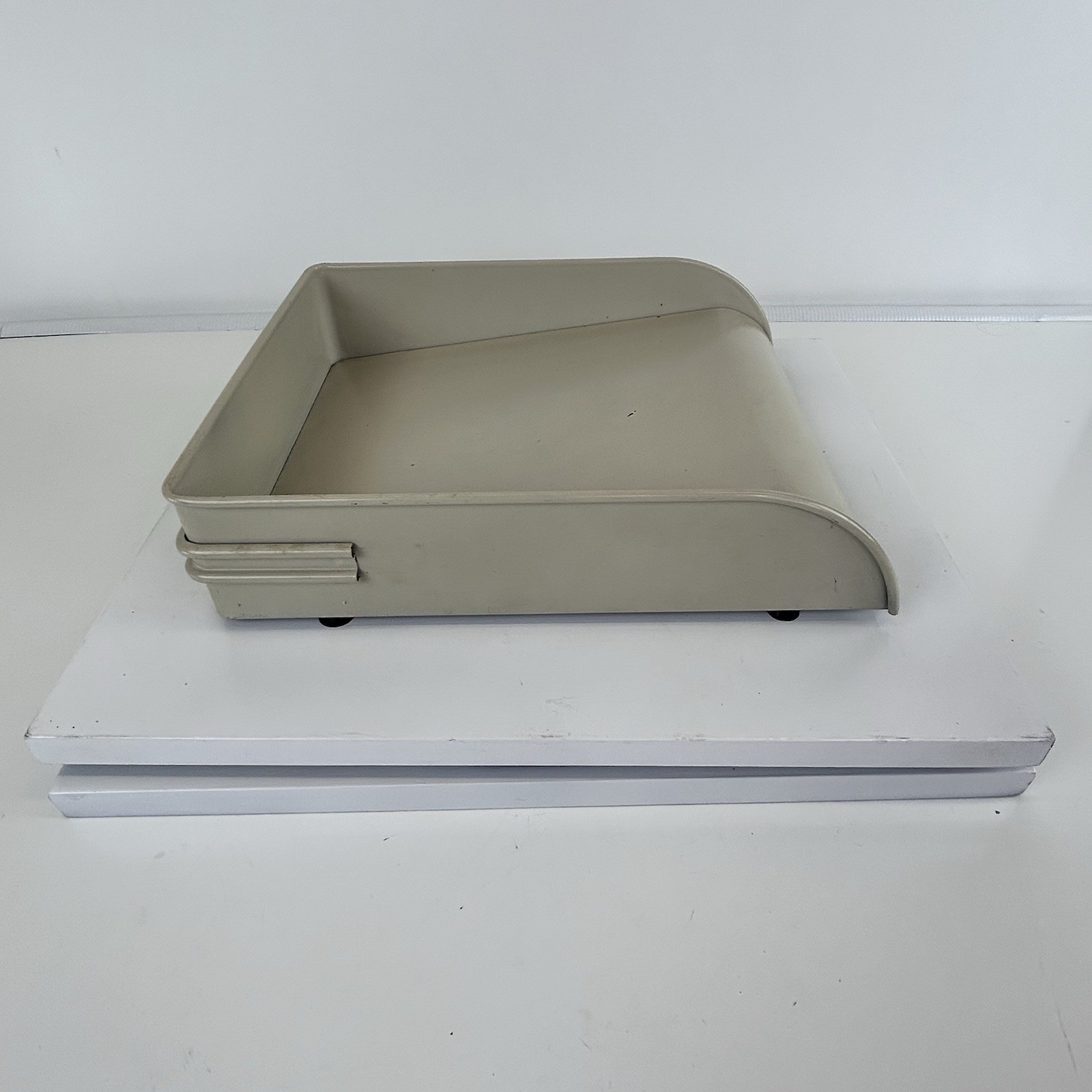 Globe Wernicke GW Systems Steel Paper Tray Desk Organizer file Mid Century Tan