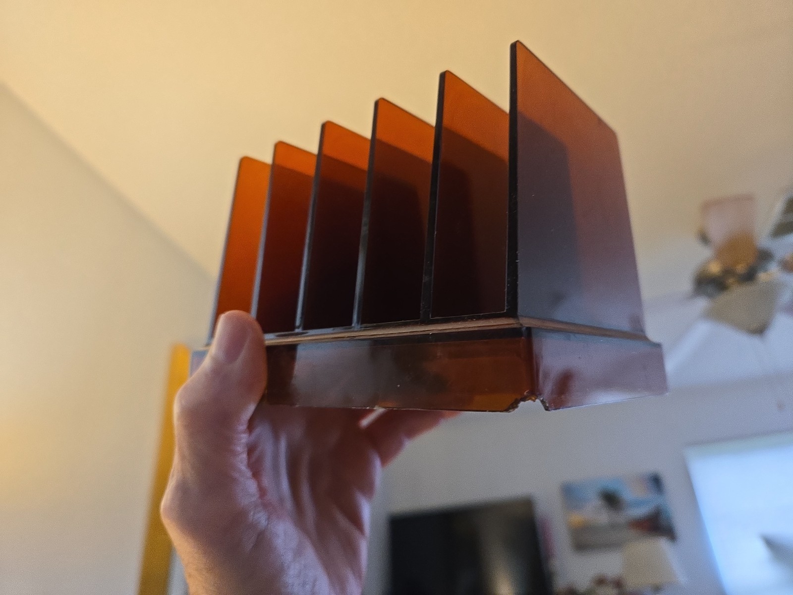 Vintage MCM Rogers Amber 5-Slot Desk Organizer Letter/Mail Sorter Item #2525