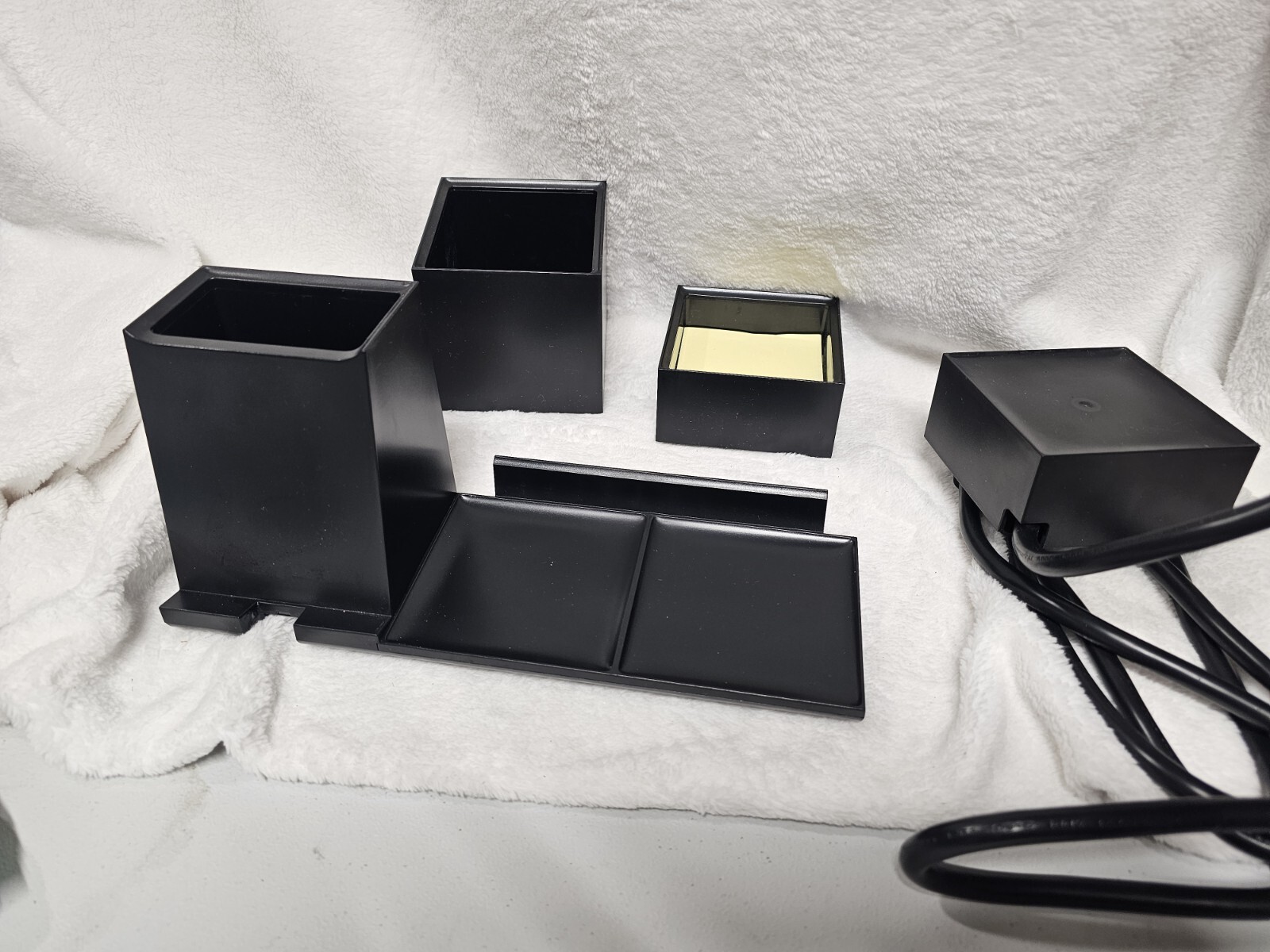 Bostitch Office Konnect Desk Organizer, Black Plastic (KT2-CLUBKITQI-BLK)