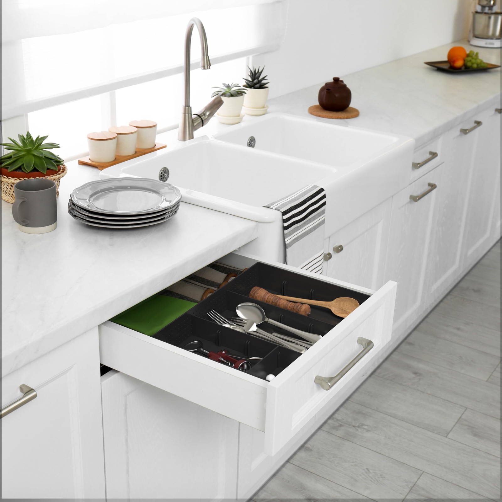 Simple Houseware 9~Compartment Drawer Organizer Tray, Black