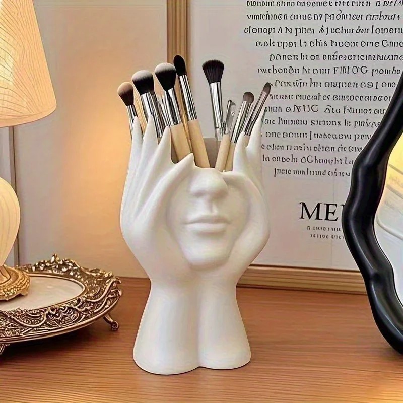 1 PC Creative Body Shape Pen Holder Desk Organizer Makeup Brush Storage Decor