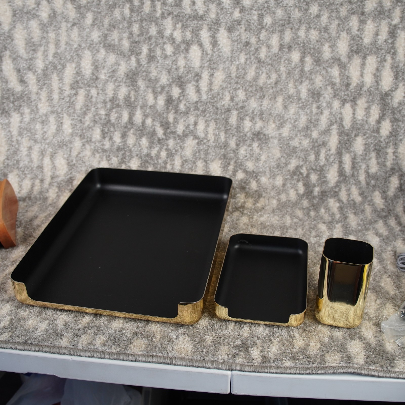 VTG 1984 Eldon Emphasis 6000 Gold Desk Note Pad Trays & Pen Holder 3 Pc Set