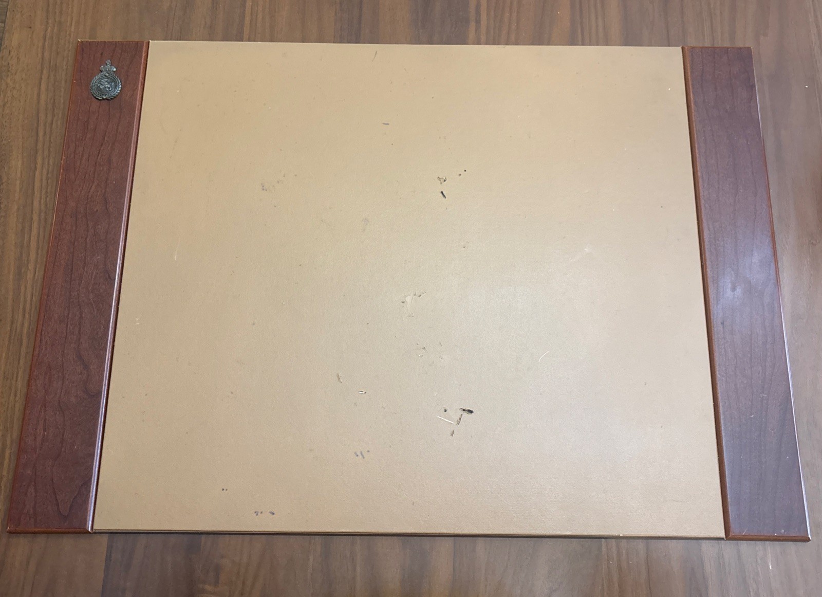 Vintage Bombay Co Executive Desk Wood Leather Pad Blotter Brass Emblem Felt Back