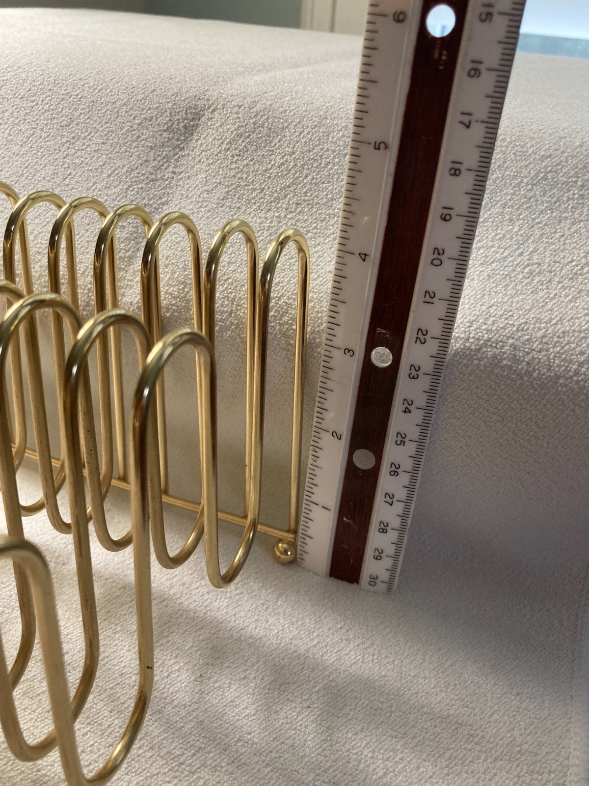 Gold Tone Bent Wire Letter Sorter 5.75″ x 5.25″ x 4.25″