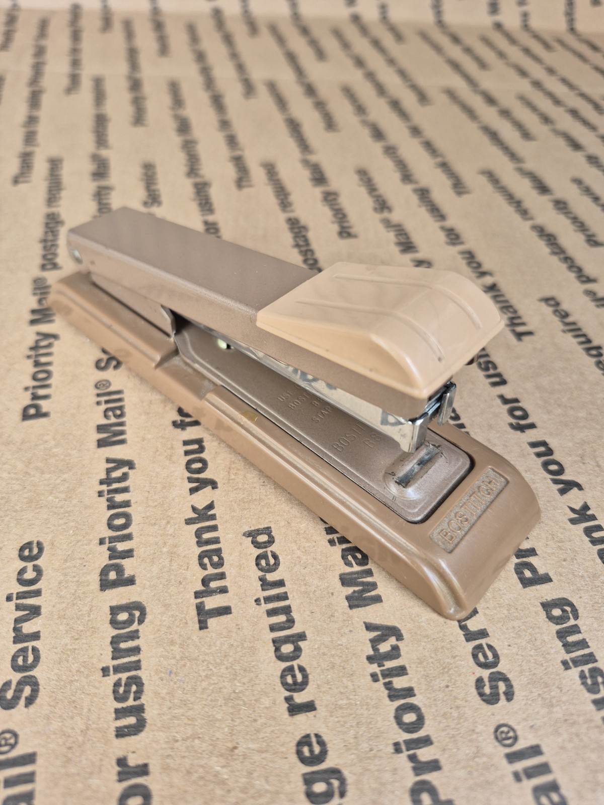 VTG Bostitch B8 Stapler With Stapler Remover Brown 5 1/2 Inch Desktop Office