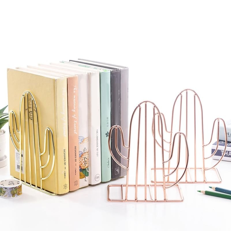 DIYEAH Metal Cactus Bookends 2 Pack 7.08X5.31X3.54 Inch 18*13.5*9cm, Golden