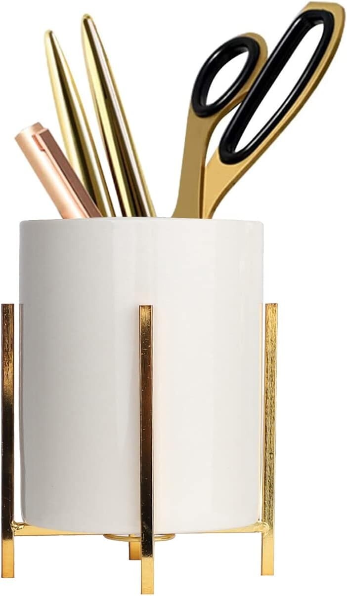 Sophisticated Rectangular Gold Pencil Cup with 360° Rotation – Ideal Gift