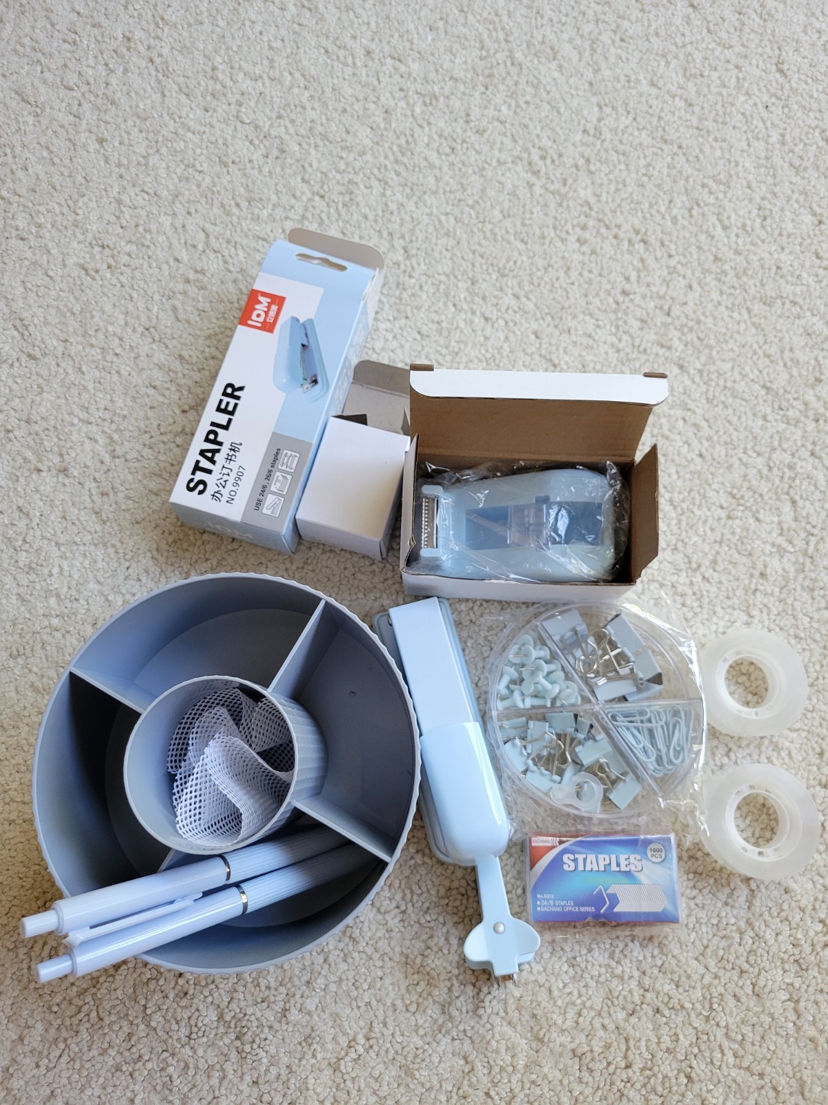 New Office Supplies Set 360-Degree Rotating