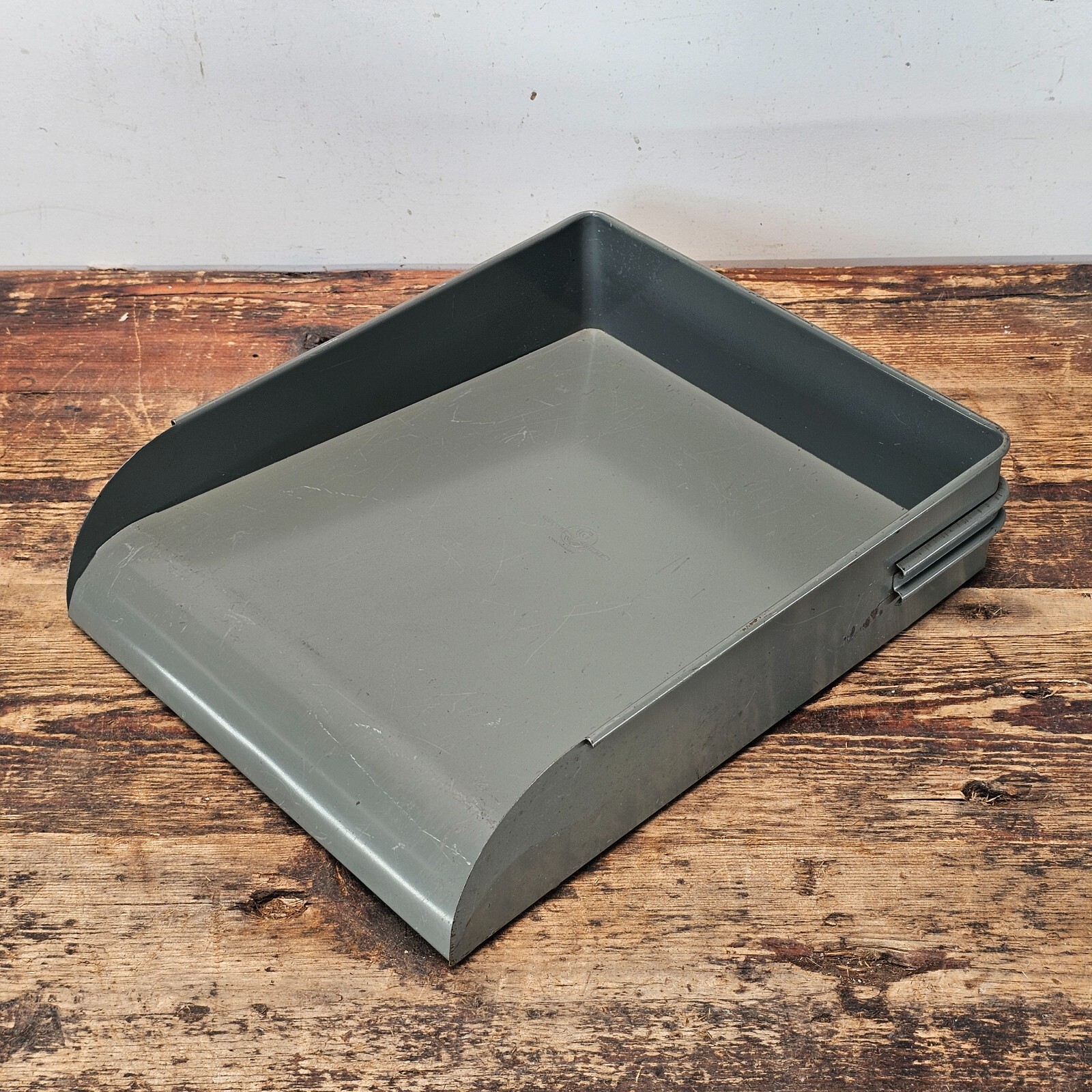 Vintage Globe-Wernicke Metal Paper Tray File Organizer