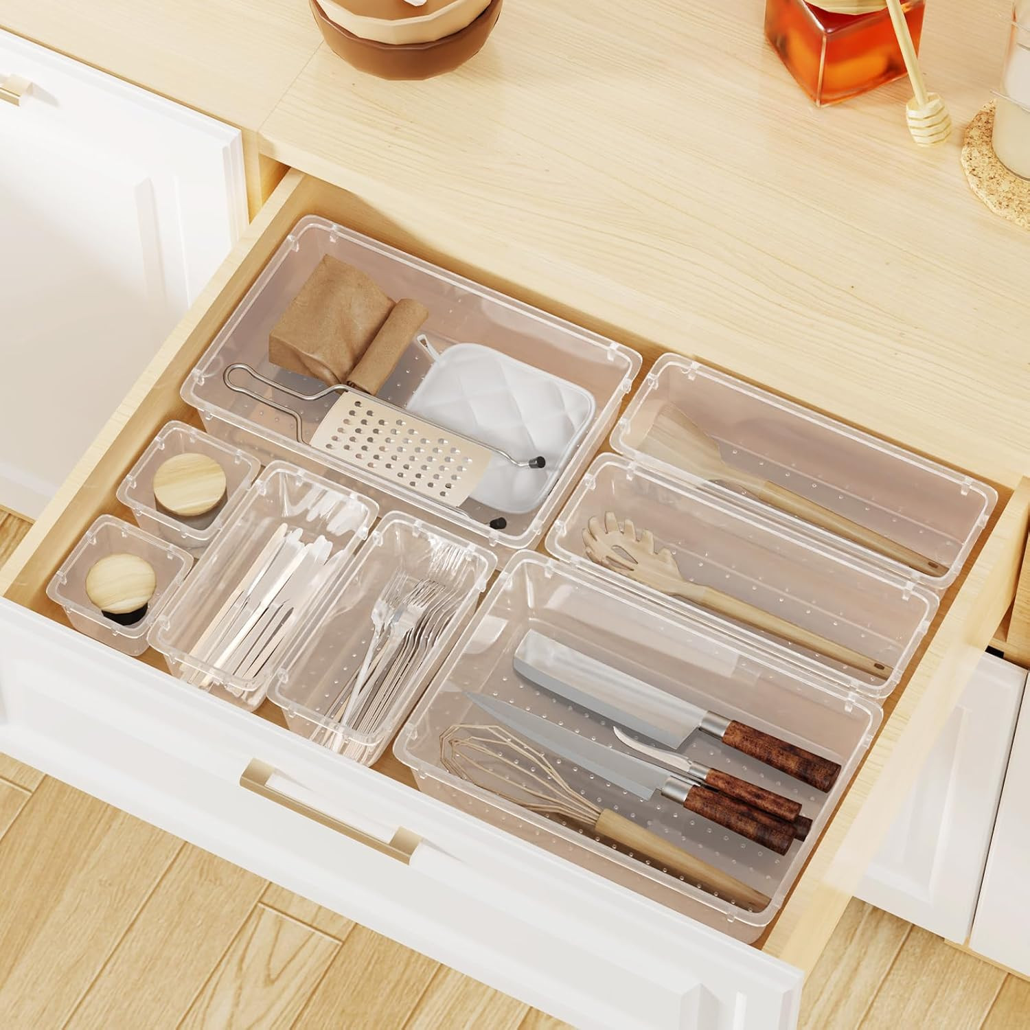 8 PCS Clear Plastic Drawer Organizer Set, 4 Sizes Desk Drawer Organization and S