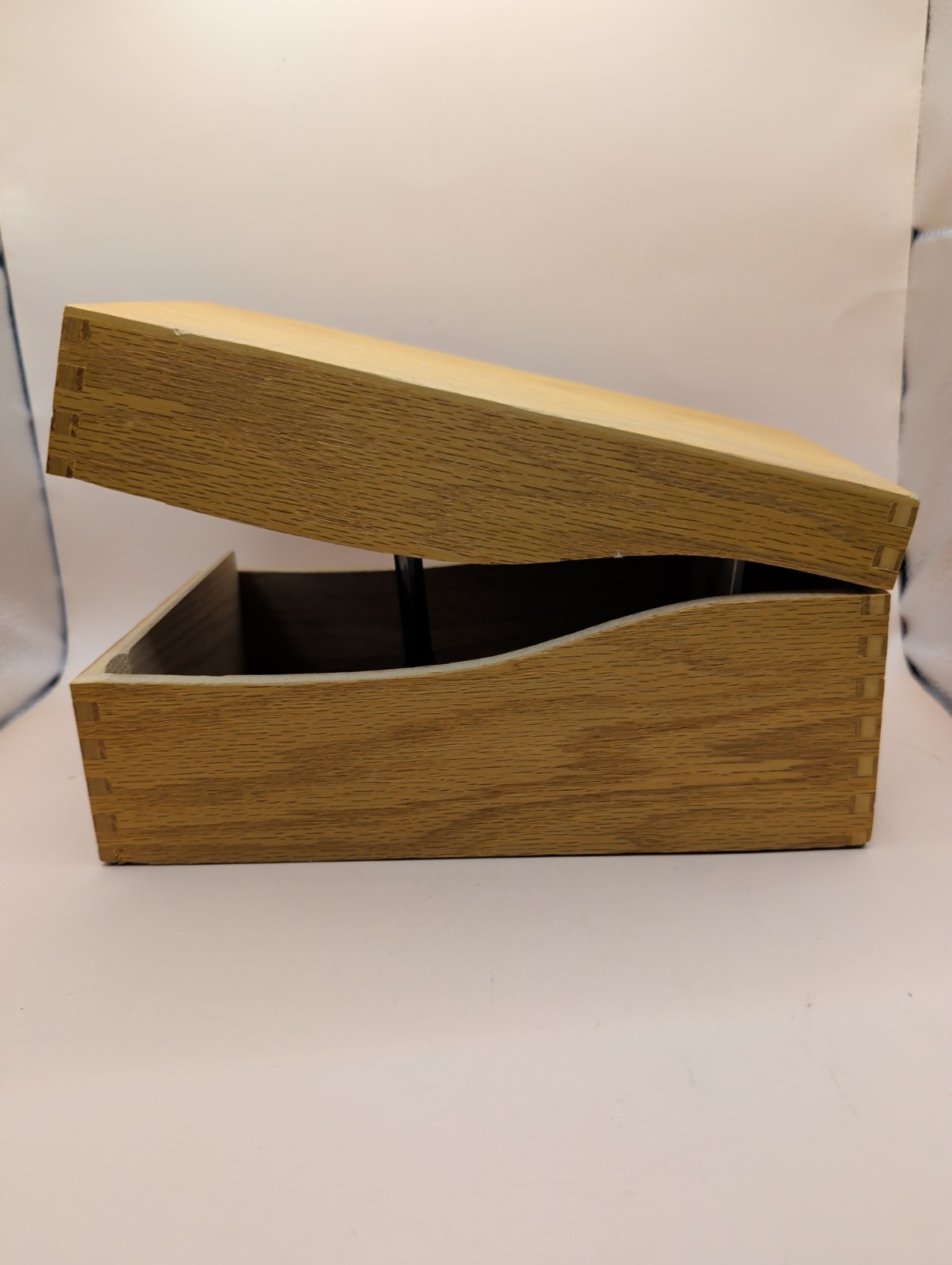 Vintage CARVER Wood Products Oak Dovetail 3X5 Index Card File Box Office Storage