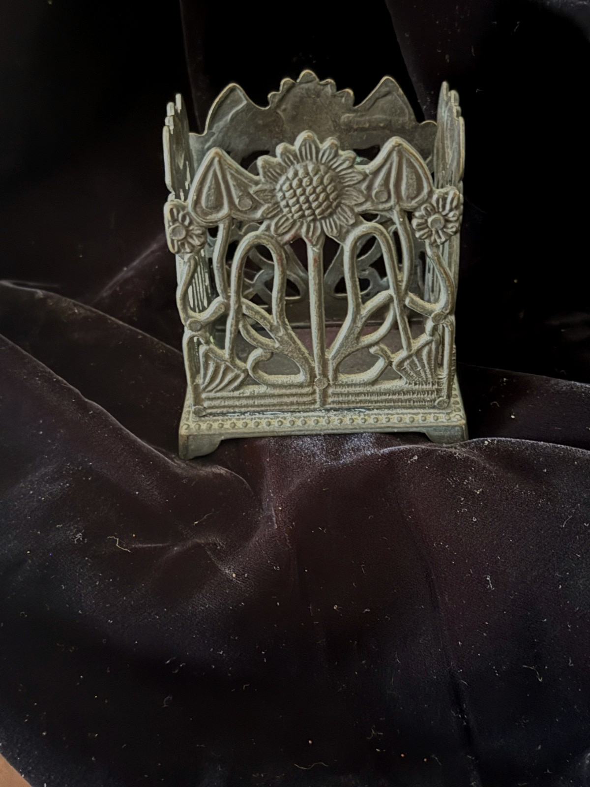 Vintage Pen Pencil Holder Desk Organizer Embossed Sunflower Metal 4″ Tall Italy
