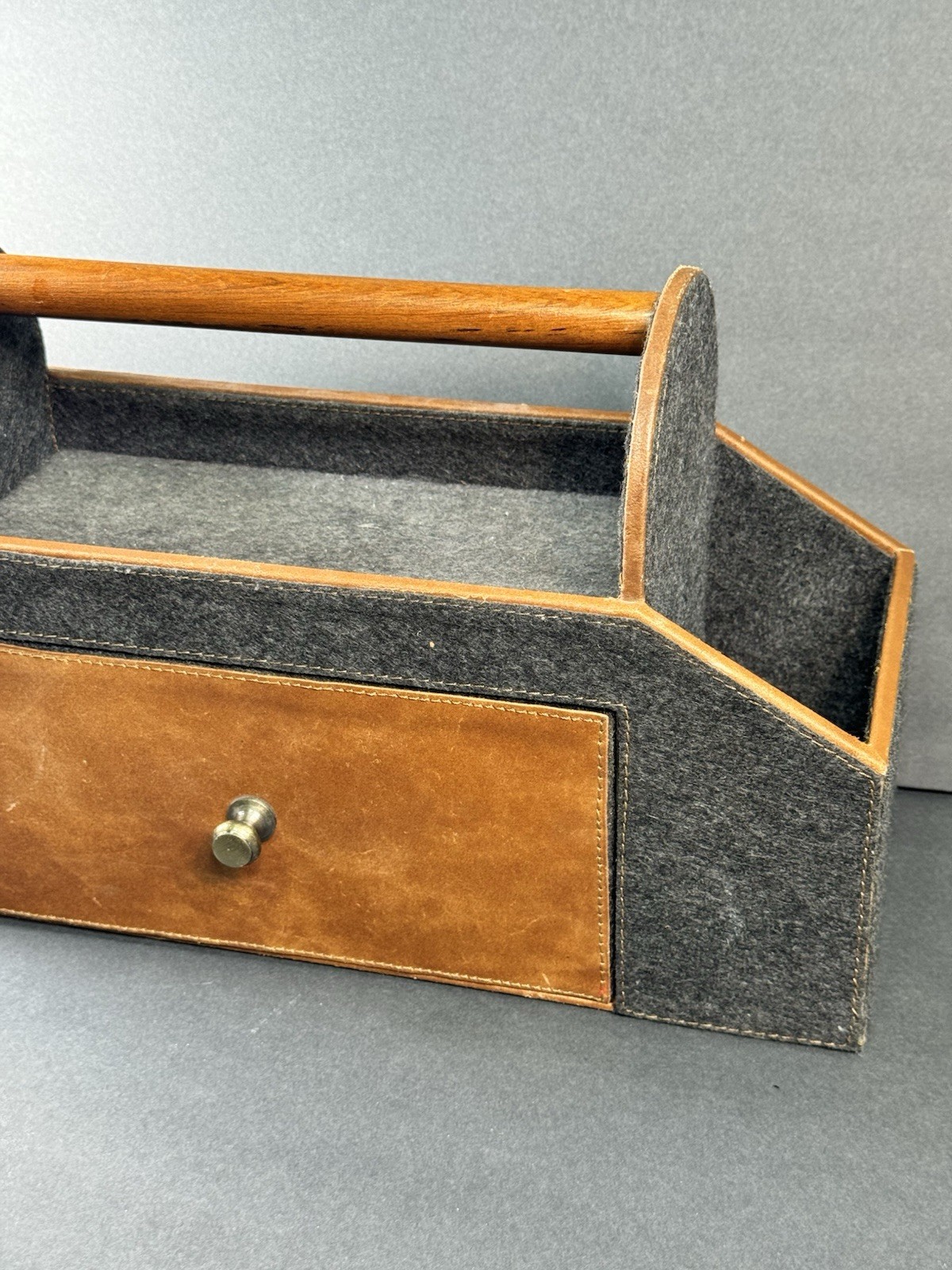 Drexel Heritage Felt & Faux Leather Desk Top Caddy Organizer