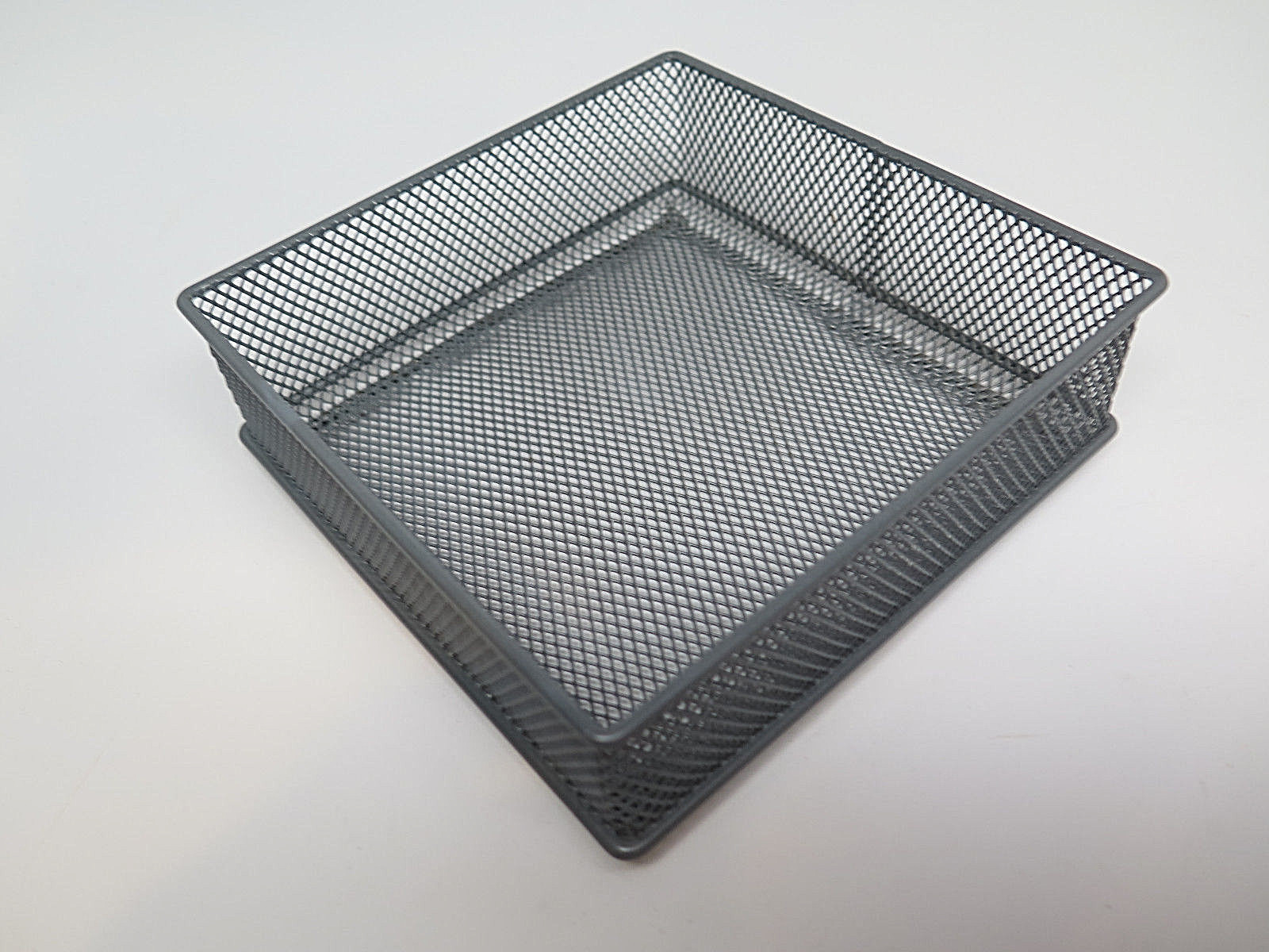 Gray Wire Basket Desk Organizer Desktop Drawer Office Home Bin 6” W x 6”L 2”H