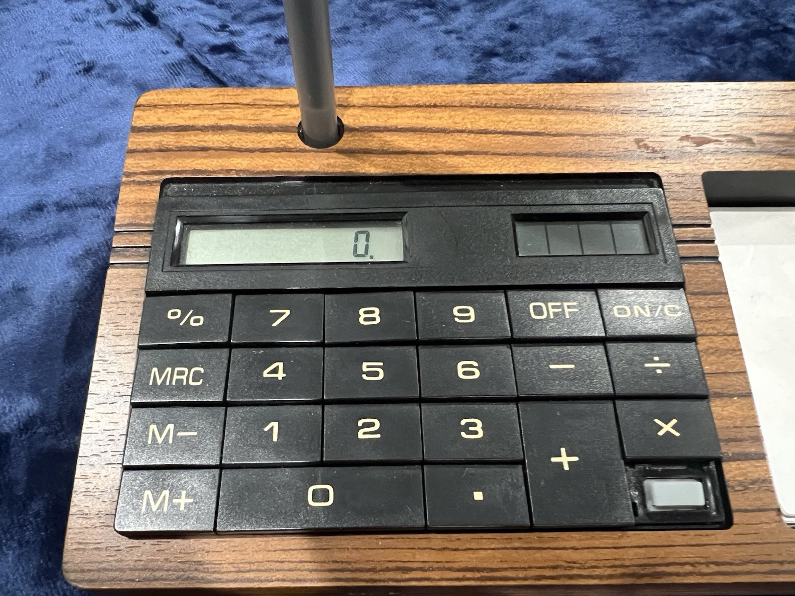 Vintage Executive Desk Set Wood Grain With Paper Calculator & Holds 2 Pens