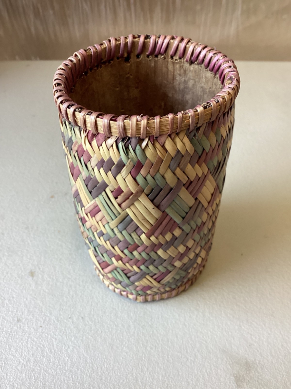 Vintage Pen Holder desk Organizer Storage Basket Woven Wicker 4.25”