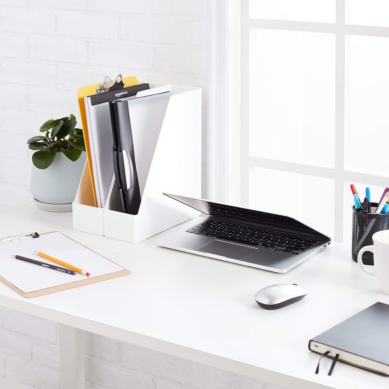 Rectangular Plastic Desk Organizer Magazine Rack White 2-Pack