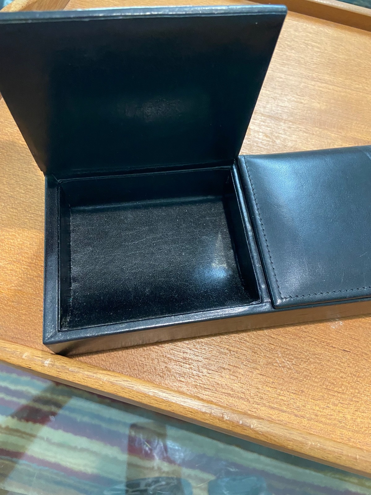 Old Leather by Bosca – Hugo Bosca Leather Accessory, 16.75″ x 4″