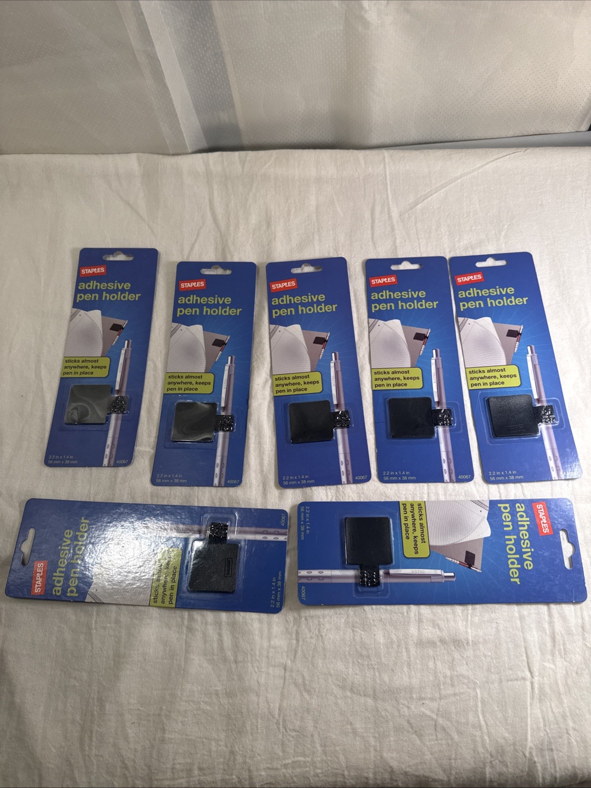 NWT: Staples Adhesive Pen Holder Bundle of 7