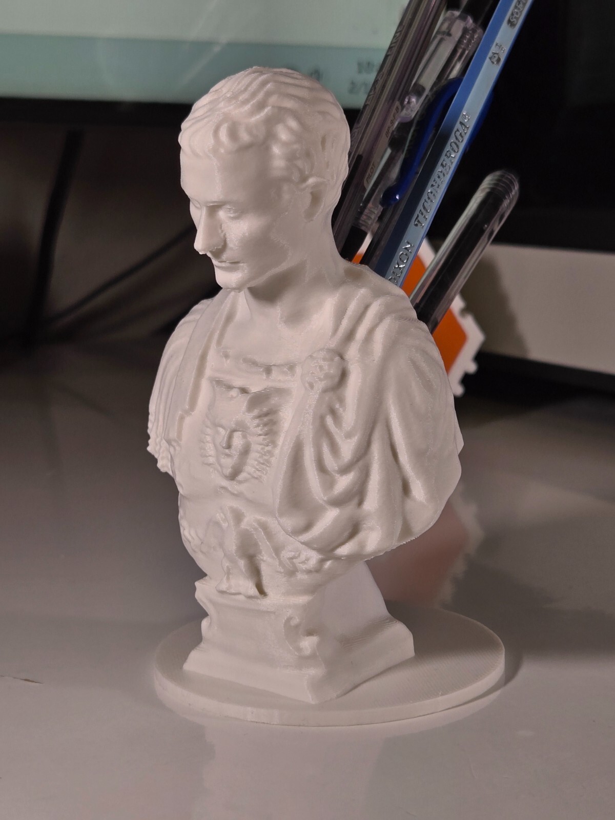 Julius Caesar Ides of March Pen Pencil Holder Sculpture Desktop Organizer